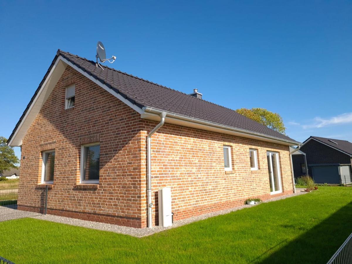 Haus Kuestenbrise - Urlaub Mit Hund An Der Kueste Mit Eigenen Garten, Sauna Und Gemuetlichen Kaminfeuer Schweiburg Exteriér fotografie